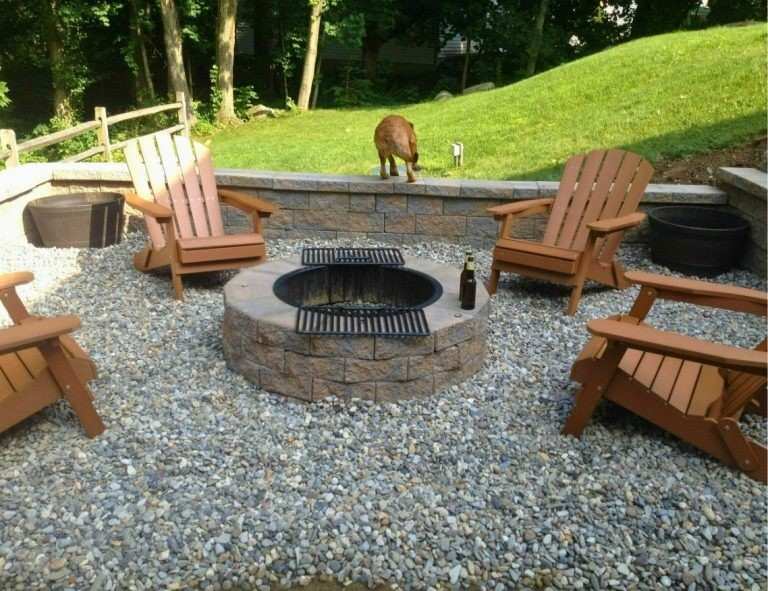 15 Patio Before and After Backyard Makeover That Completely Transforms Outdoor Living smallhometours.com 18