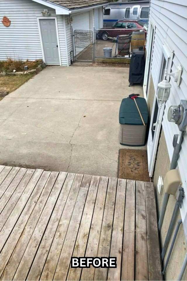 15 Patio Before and After Backyard Makeover That Completely Transforms Outdoor Living smallhometours.com 22
