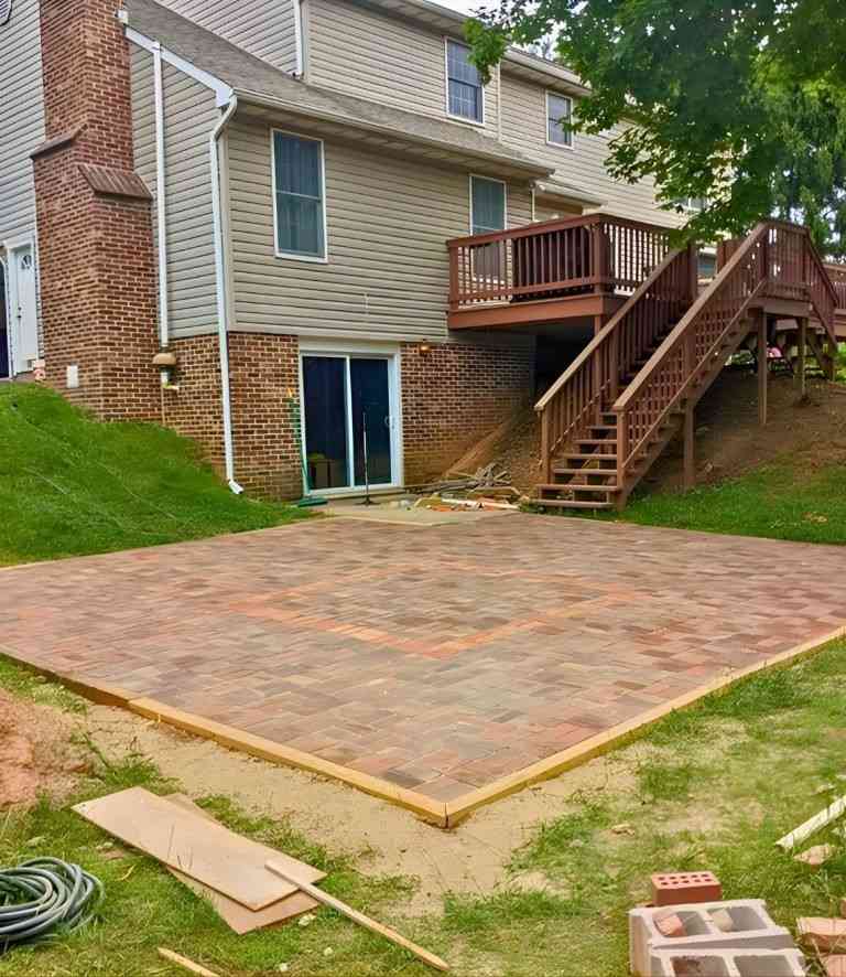 15 Patio Before and After Backyard Makeover That Completely Transforms Outdoor Living smallhometours.com 4