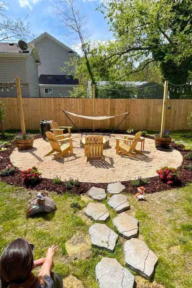 20 Simple DIY Backyard Fire Pit Ideas on a Budget No Fancy Tools Needed smallhometours.com 20
