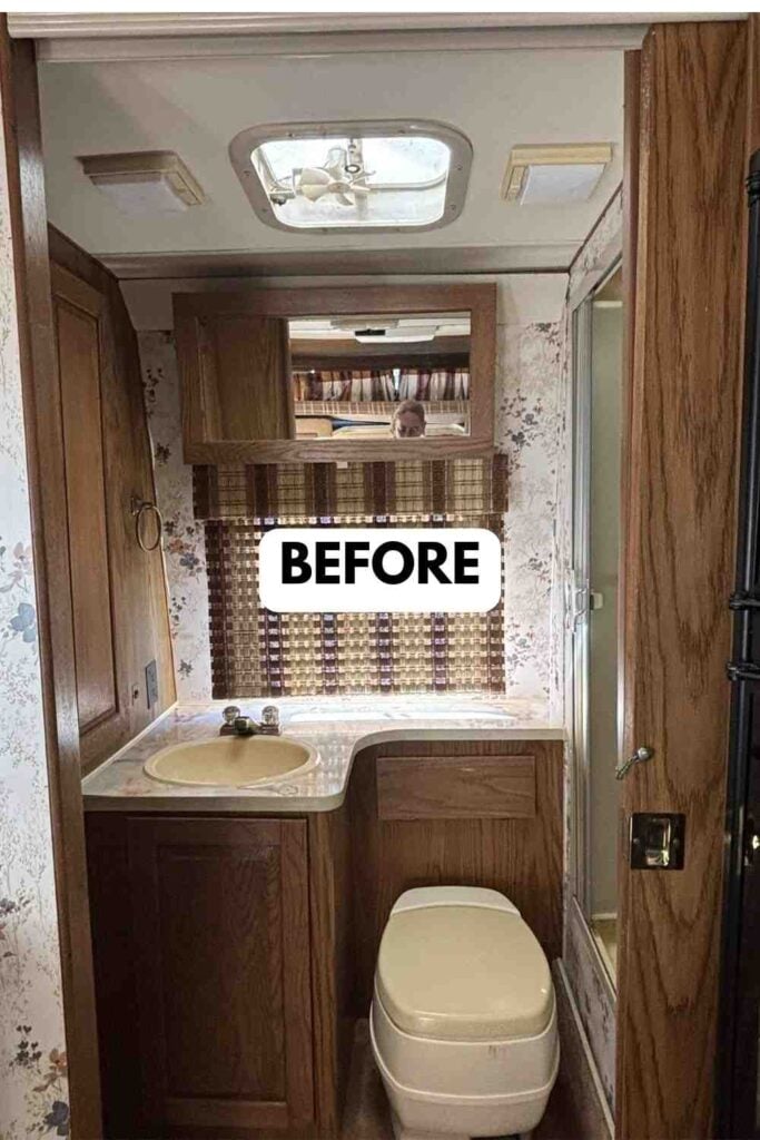 25 Small Camper Bathroom Makeovers Stunning Before and After Transformations That Maximize Space Style smallhometours.com 21