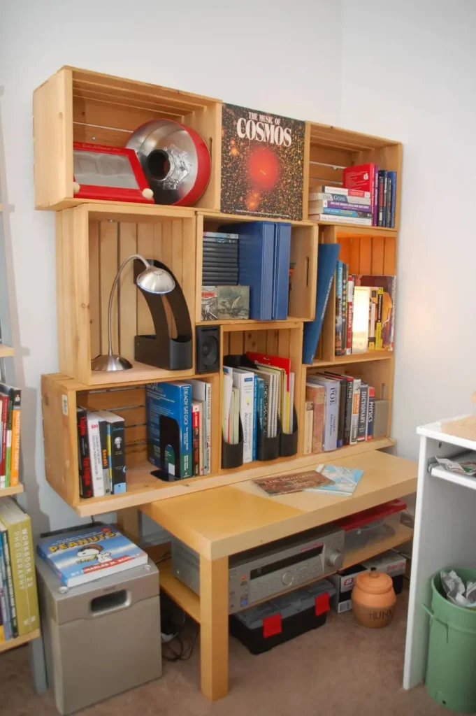 21 Smart Bookshelf Ideas for Small Bedrooms That Feel Cozy and Clutter Free smallhometours 11