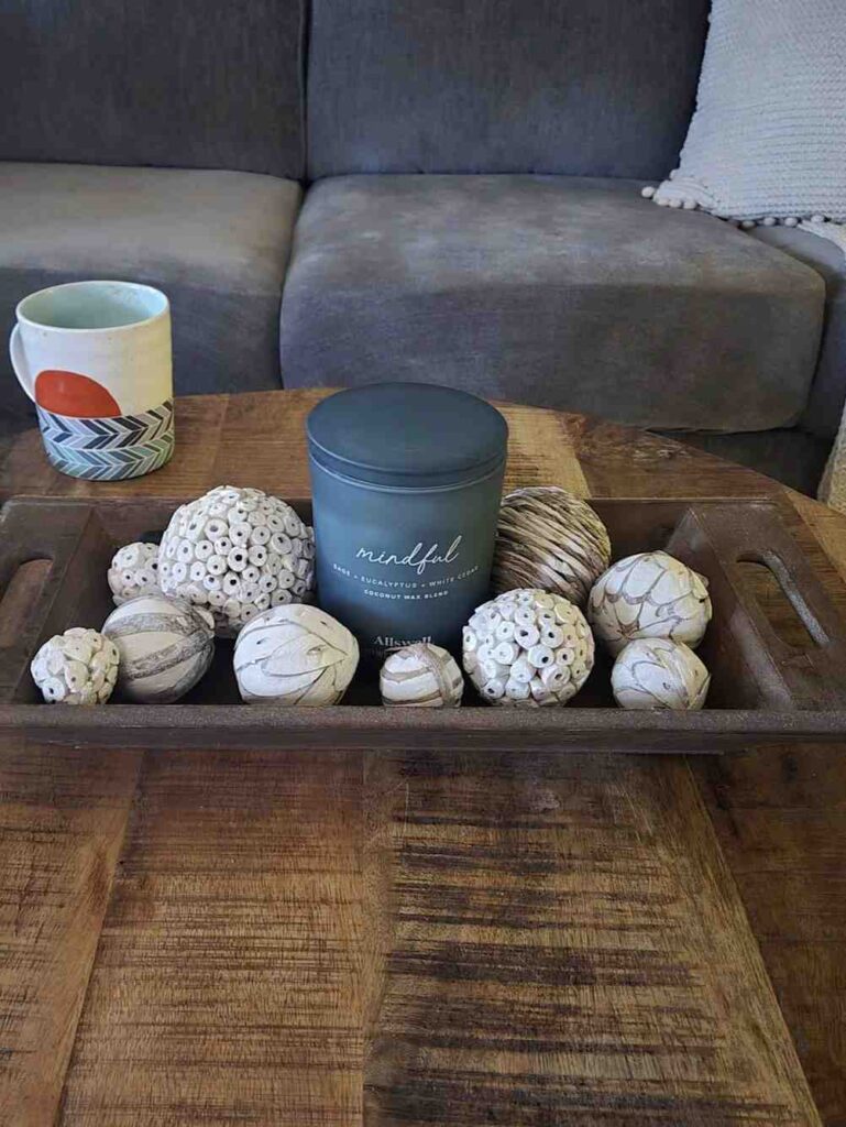 28 Coffee Table Centerpiece Ideas Youll Want to Copy This Weekend smallhometours.com 2