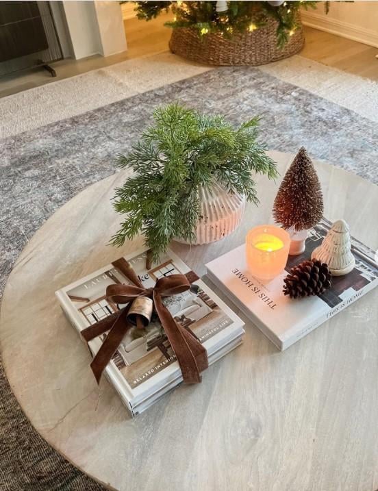 28 Coffee Table Centerpiece Ideas Youll Want to Copy This Weekend smallhometours.com 3