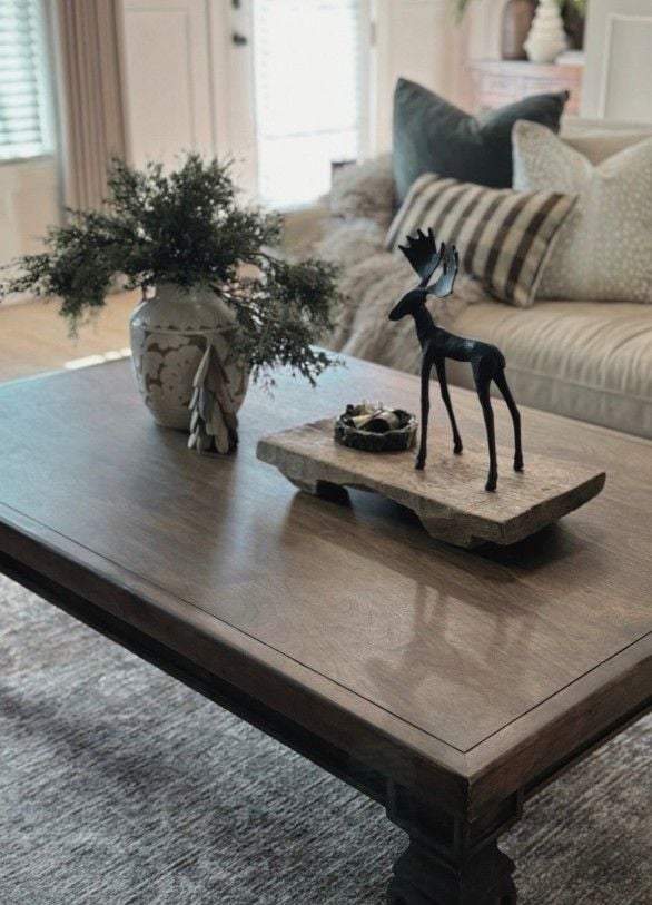 28 Coffee Table Centerpiece Ideas Youll Want to Copy This Weekend smallhometours.com 4