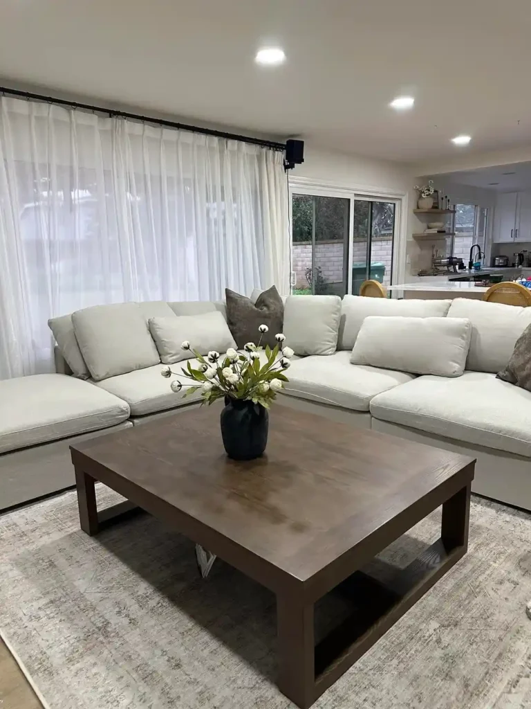 28 Coffee Table Centerpiece Ideas Youll Want to Copy This Weekend smallhometours.com 5