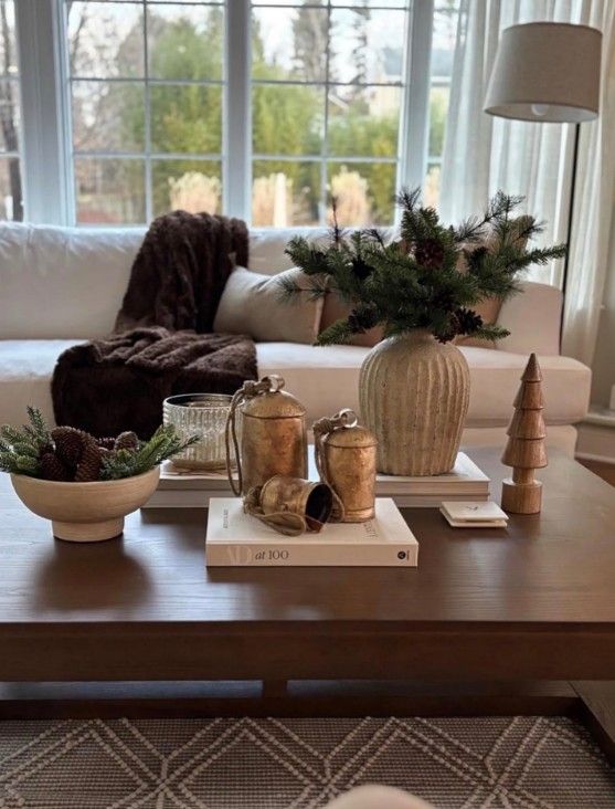 28 Coffee Table Centerpiece Ideas Youll Want to Copy This Weekend smallhometours.com 6