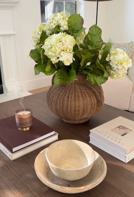 28 Coffee Table Centerpiece Ideas Youll Want to Copy This Weekend smallhometours.com 7