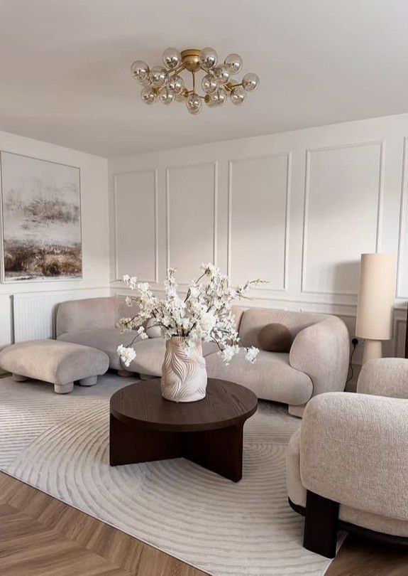 28 Coffee Table Centerpiece Ideas Youll Want to Copy This Weekend smallhometours.com 9