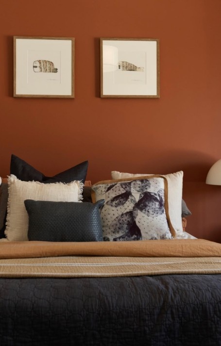 5 Best Earth Tone Paint Colors for Master Bedrooms That Feel Cozy and Relaxing smallhometours.com 15