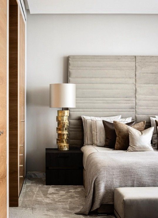 5 Best Earth Tone Paint Colors for Master Bedrooms That Feel Cozy and Relaxing smallhometours.com 17