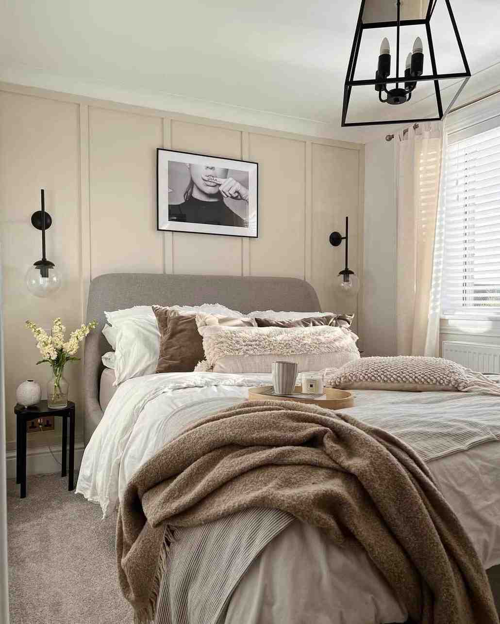 5 Best Earth Tone Paint Colors for Master Bedrooms That Feel Cozy and Relaxing smallhometours.com 4