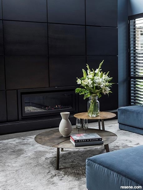 5 Best Paint Colors for a Cozy and Stylish Media Room smallhometours.com 1