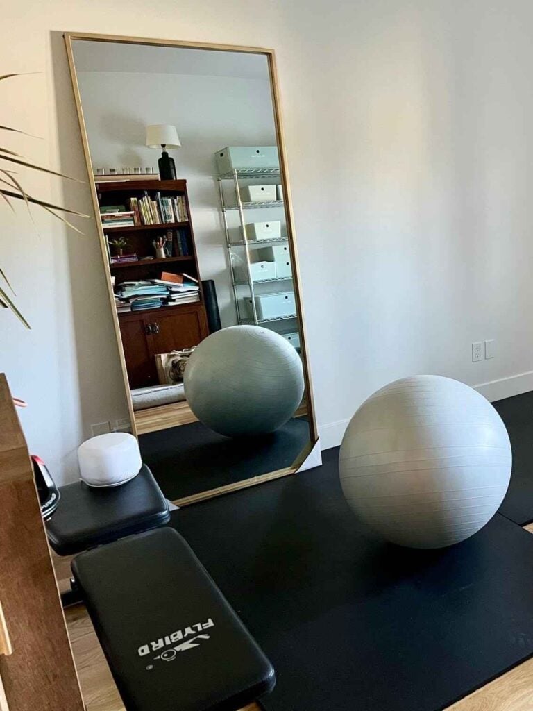 5 Best Paint Colors for a Stylish Home Gym smallhometours.com 1