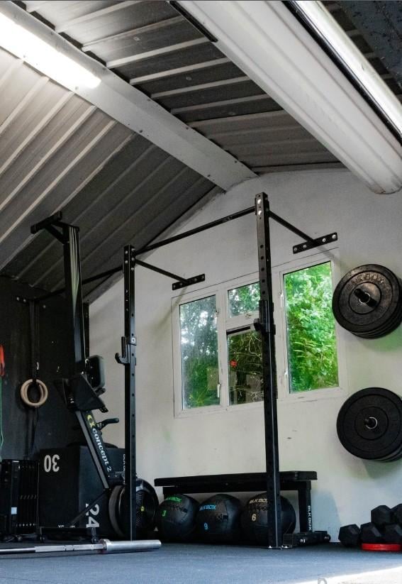 5 Best Paint Colors for a Stylish Home Gym smallhometours.com 1