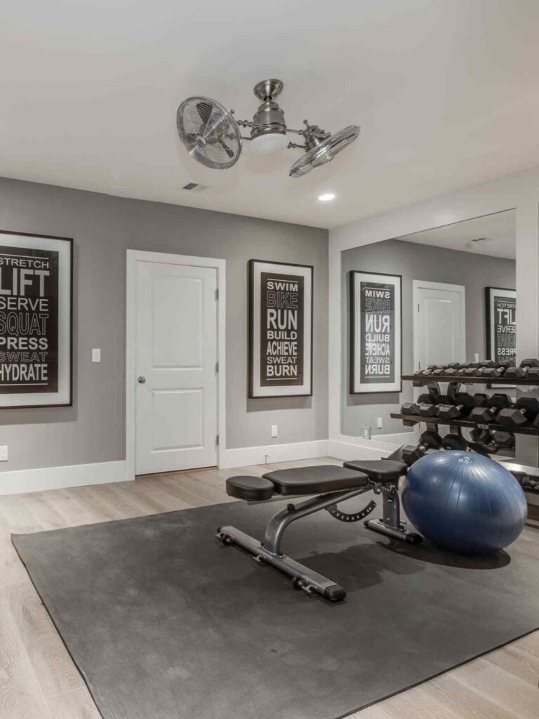 5 Best Paint Colors for a Stylish Home Gym smallhometours.com 4