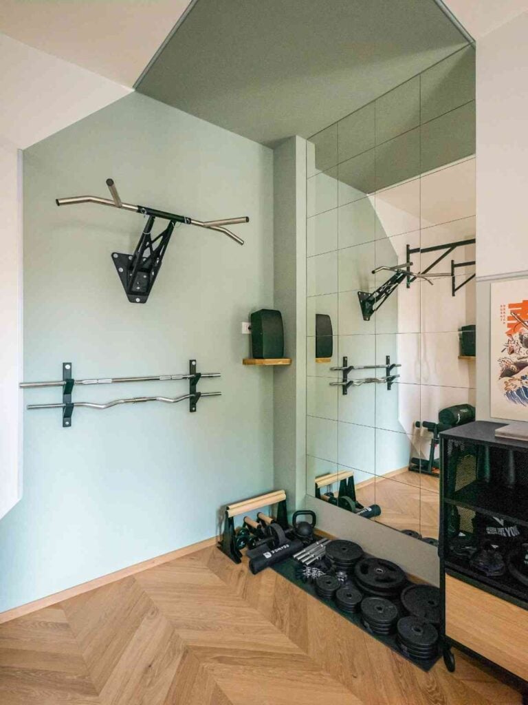 5 Best Paint Colors for a Stylish Home Gym smallhometours.com 5