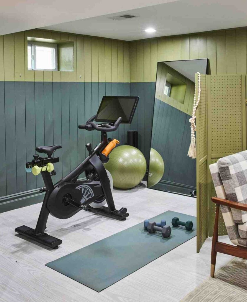 5 Best Paint Colors for a Stylish Home Gym smallhometours.com 7
