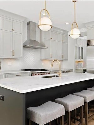 5 Best Sherwin Williams Kitchen Paint Colors for a Cozy Stylish Kitchen smallhometours.com 1