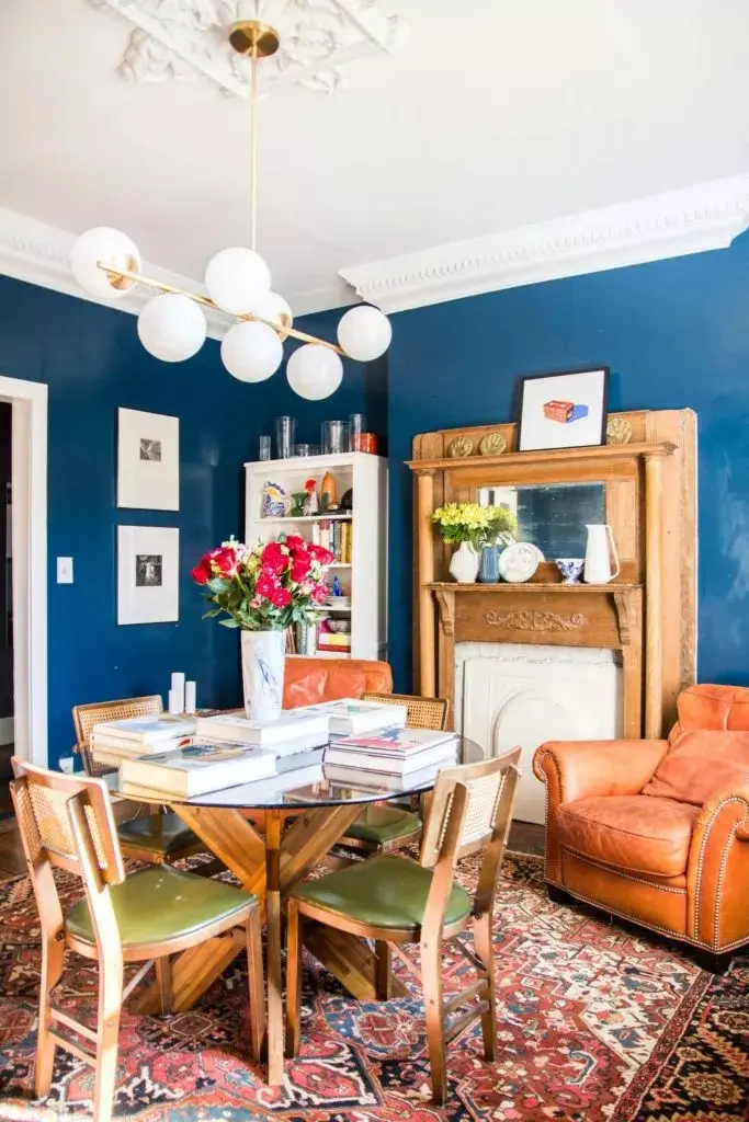 5 Best Sherwin Williams Paint Colors for Dining Room for a Warm and Elegant Look smallhometours.com 2