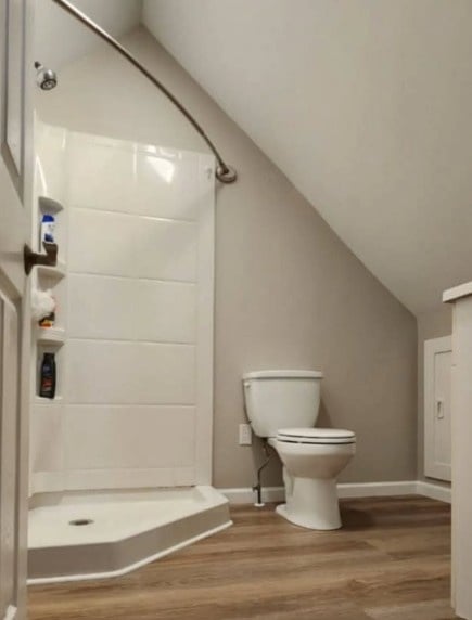 5 Best Sherwin Williams Paint Colors for Small Bathroom smallhometours.com 4