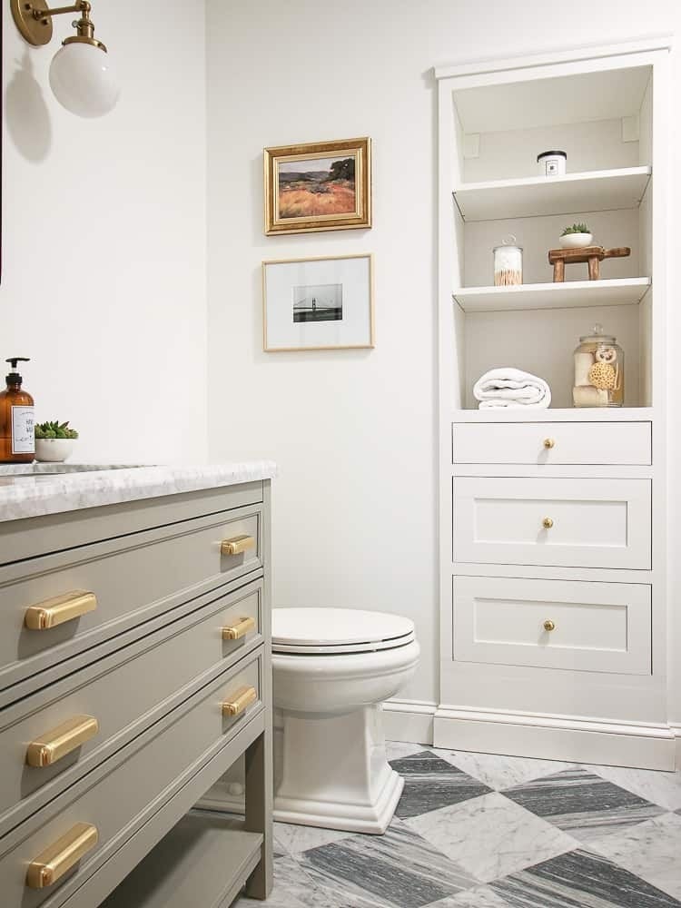 5 Best Sherwin Williams Paint Colors for Small Bathroom smallhometours.com 6 1