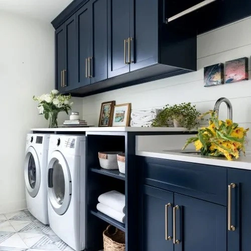 5 Best Sherwin Williams Paint Colors for a Stylish Laundry Room smallhometours.com 7