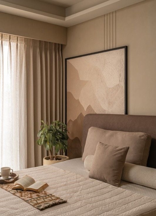 5 Romantic Bedroom Paint Color Ideas for a Cozy and Dreamy Space smallhometours.com 8