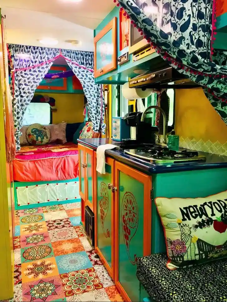 25 Boho Hippie Camper Interior Ideas for the Ultimate Free Spirited Van Life smallhometours.com 2