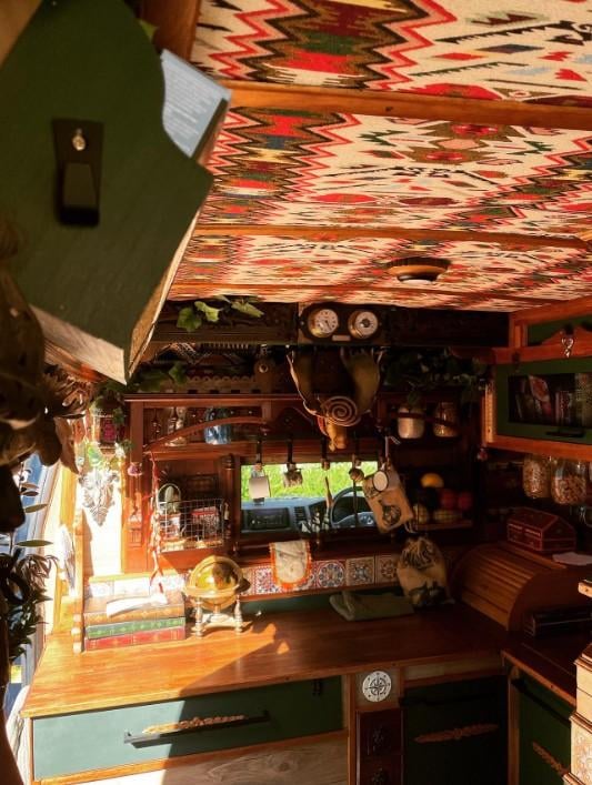 25 Boho Hippie Camper Interior Ideas for the Ultimate Free Spirited Van Life smallhometours.com 3