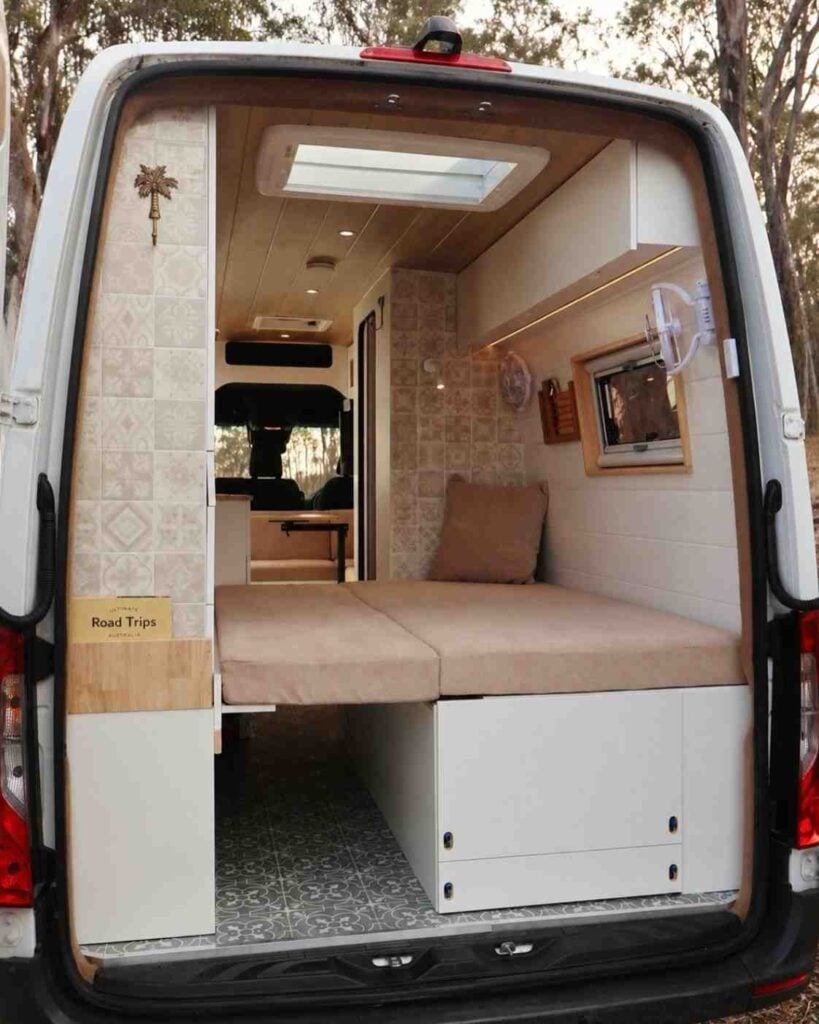 25 Tiny Home Camper Ideas to Inspire Your Dream Mobile Home smallhometours.com 15