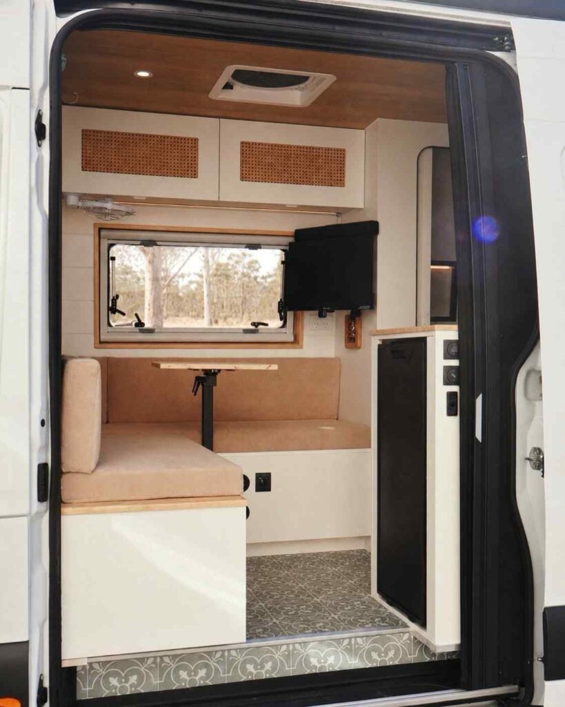25 Tiny Home Camper Ideas to Inspire Your Dream Mobile Home smallhometours.com 16