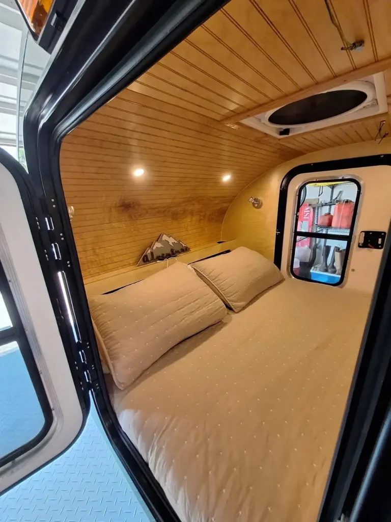 25 Tiny Home Camper Ideas to Inspire Your Dream Mobile Home smallhometours.com 4