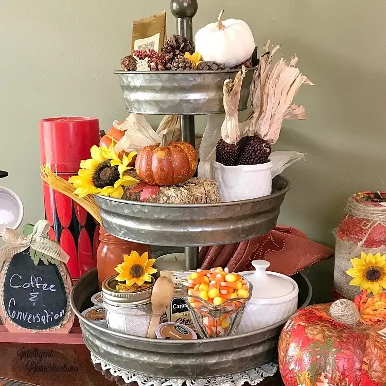 32 Cozy Fall Coffee Station Ideas to Warm Up Your Home smallhometours.com 5