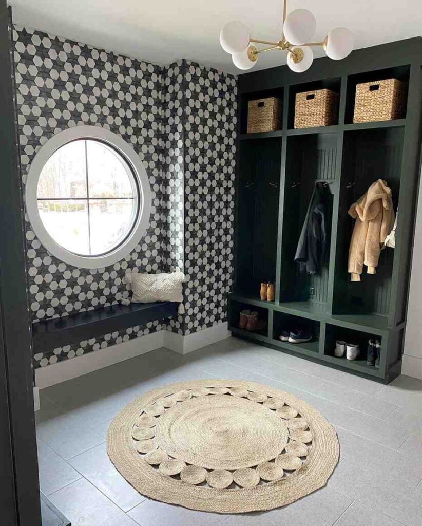 25 IKEA Mudroom Ideas for a Stylish and Organized Entryway smallhometours.com 3
