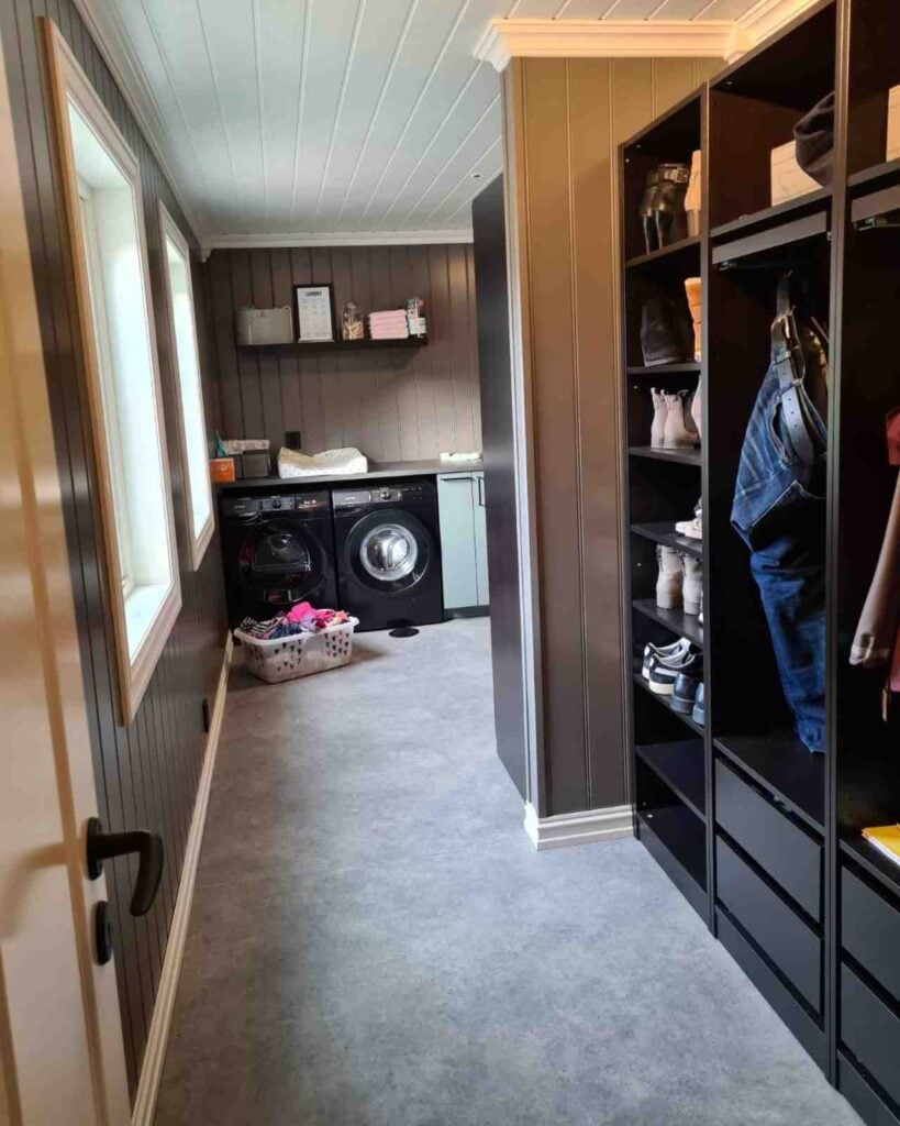 25 IKEA Mudroom Ideas for a Stylish and Organized Entryway smallhometours.com 9