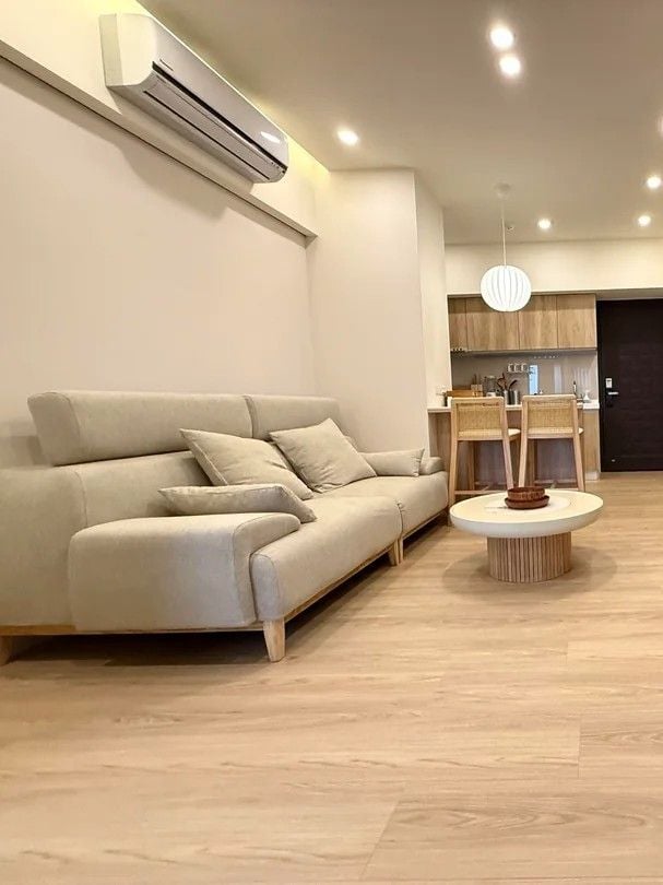 25 Small Living Room Ideas for Japanese Apartments Youll Want to Copy smallhometours.com 3