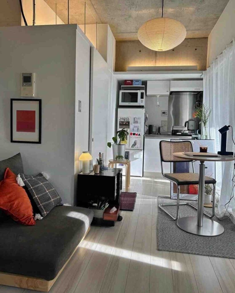 25 Small Living Room Ideas for Japanese Apartments Youll Want to Copy smallhometours.com 8