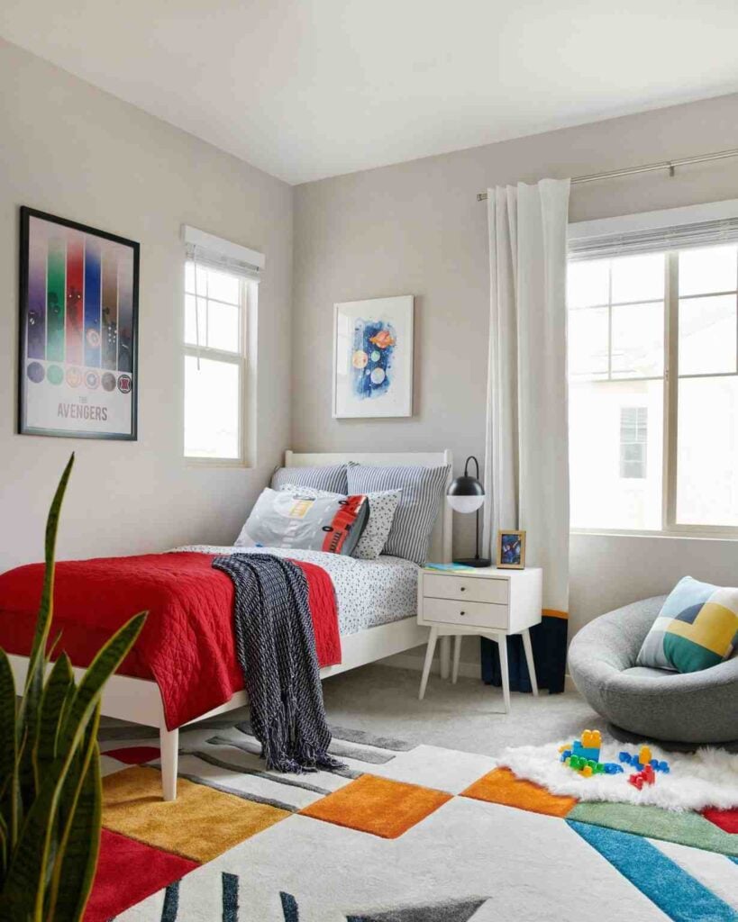 25 Young Boys Bedroom Ideas Theyll Love Growing Up In smallhometours.com 9