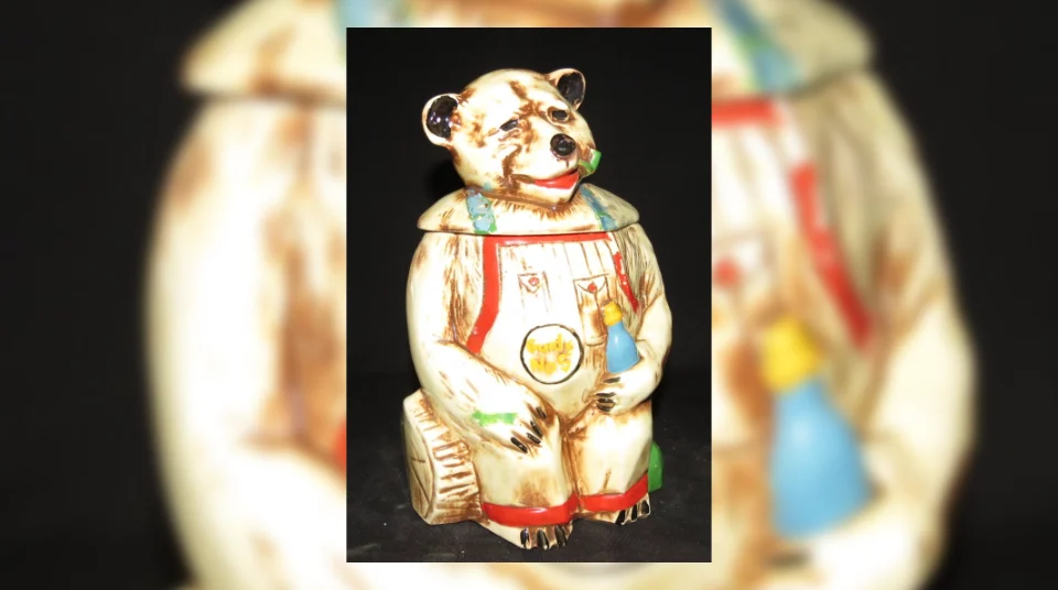 The record price for a cookie jar is $25,000 for a 1940s Hillbilly Bear that sold at auction in 2018.